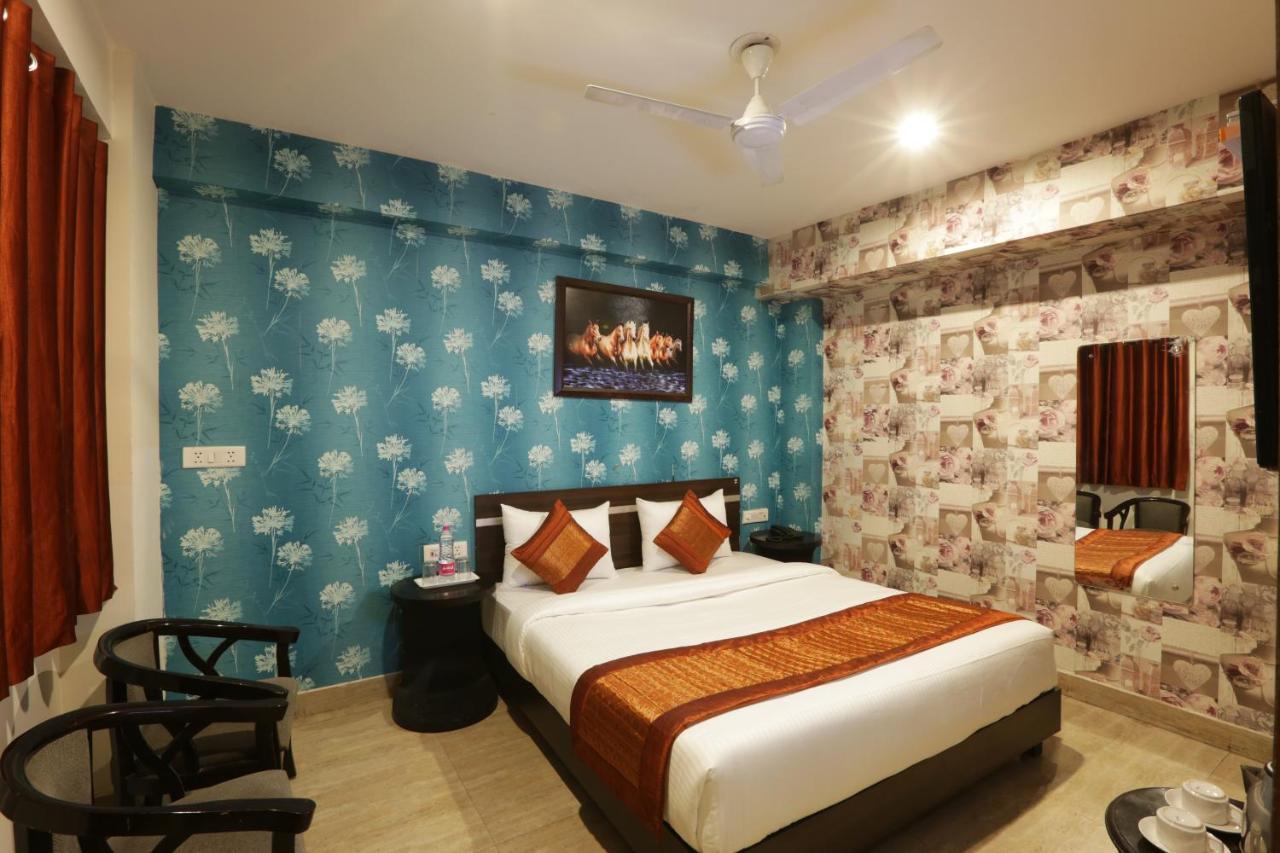 Hotel Airport Star Ню Делхи Екстериор снимка