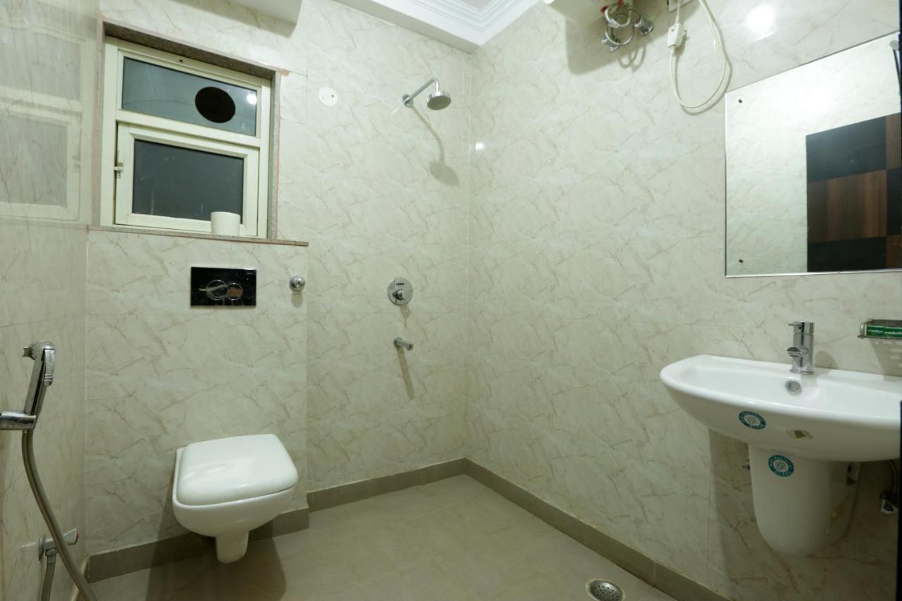 Hotel Airport Star Ню Делхи Екстериор снимка