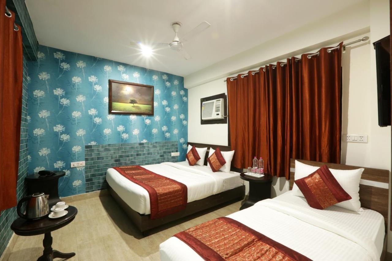 Hotel Airport Star Ню Делхи Екстериор снимка